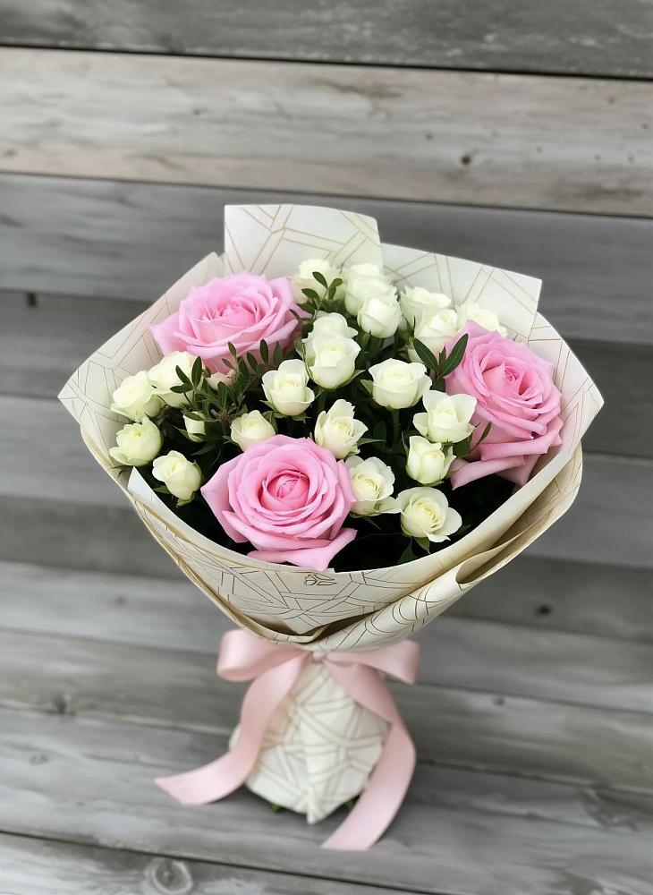 Букет цветов из: Розы в Воротынец