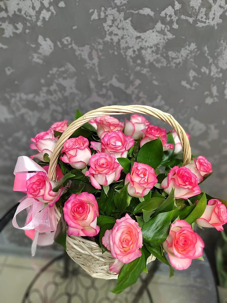 Цветочная композиция из Розы в корзине в Воротынец