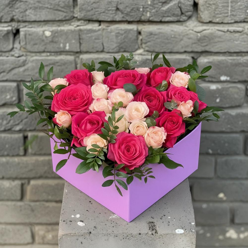 Цветочная композиция из Розы в коробке в Воротынец