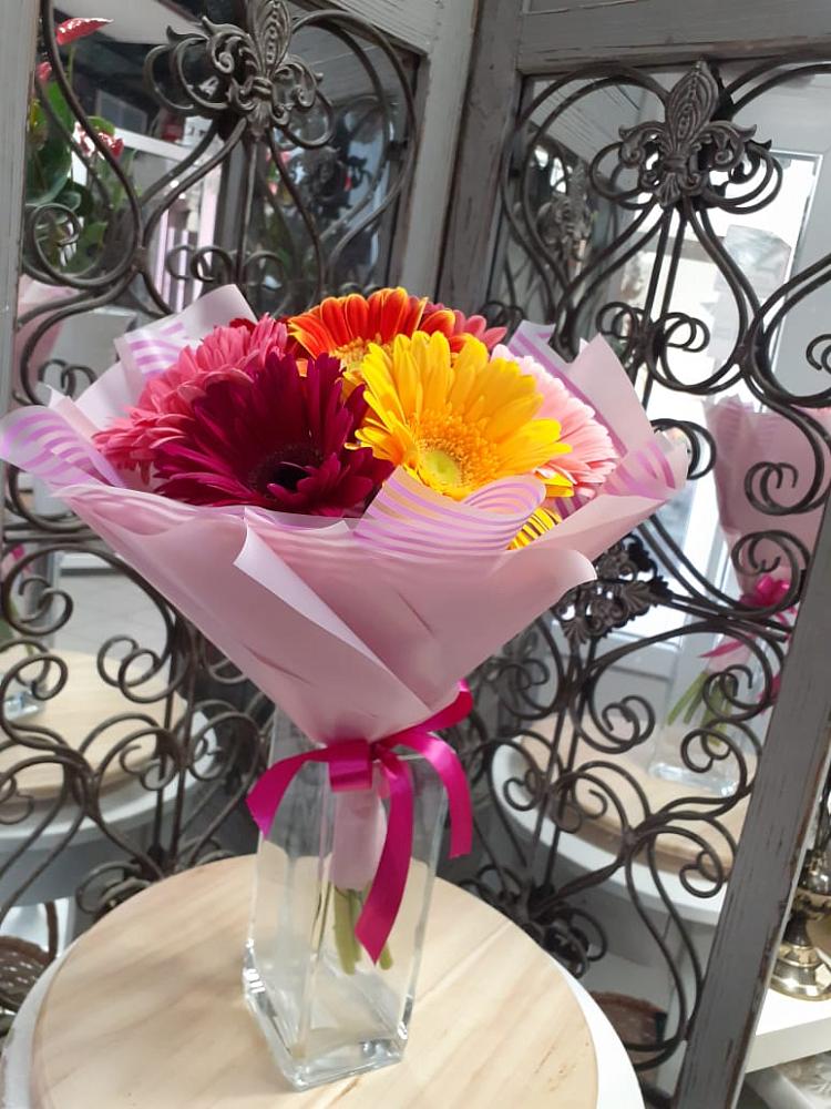 Букет цветов из: Герберы в Воротынец