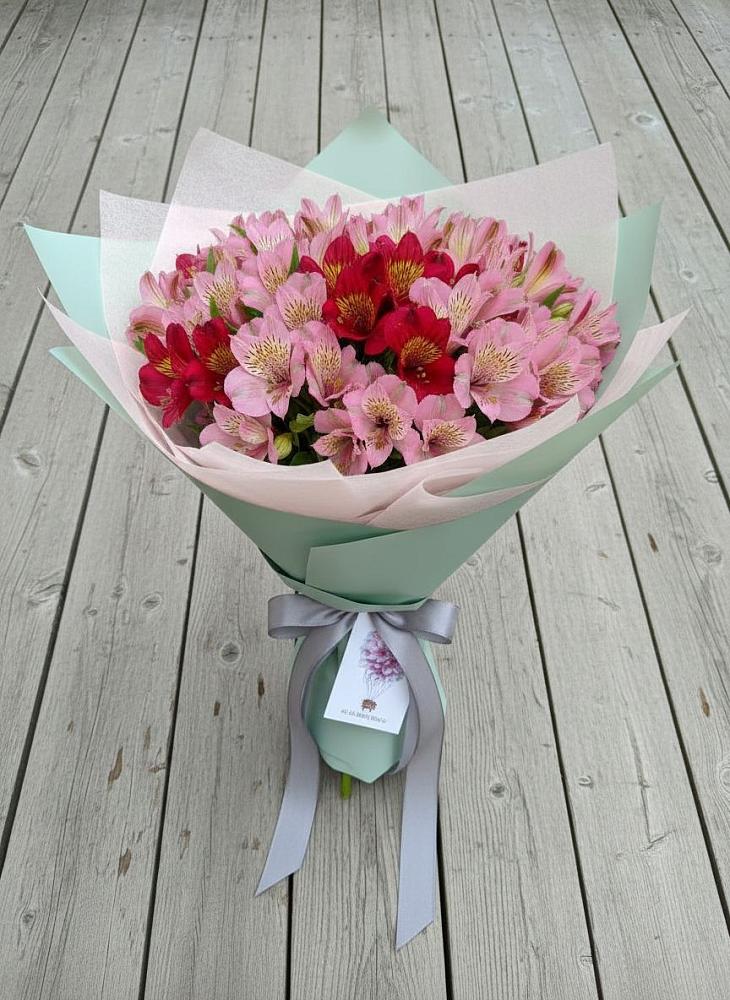 Букет цветов из: Альстромерии в Воротынец