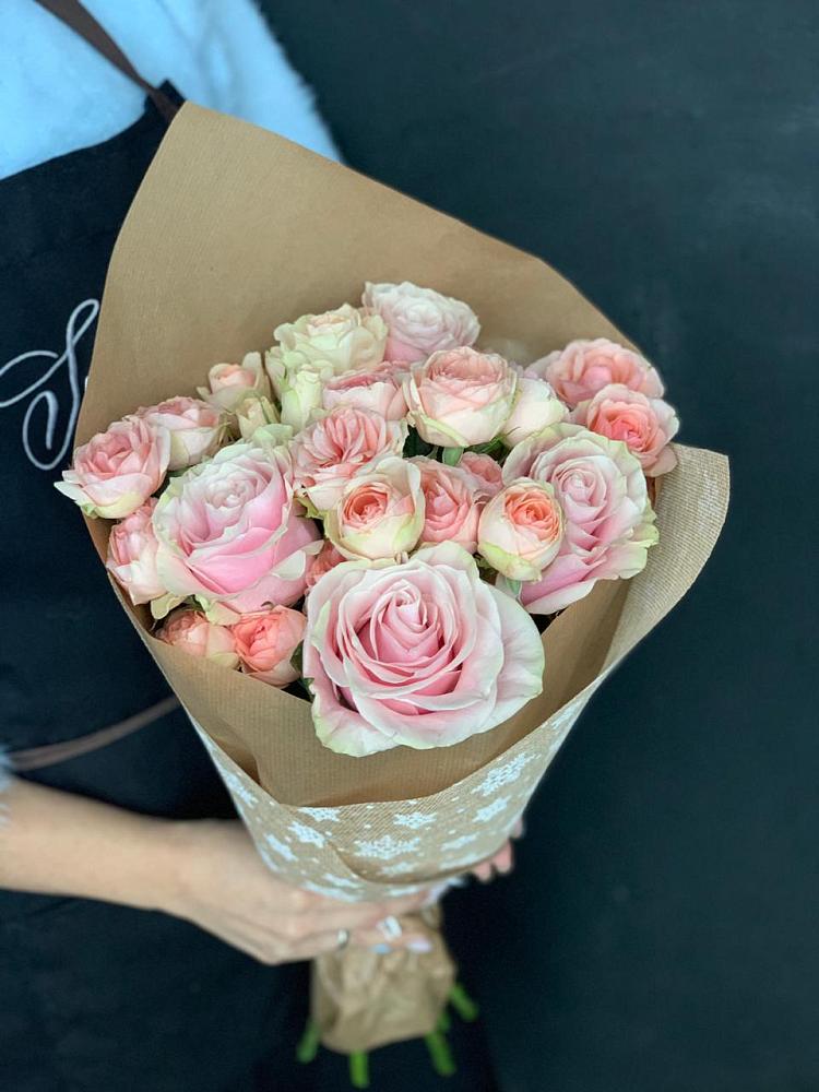 Букет цветов из: Хризантемы и Розы в Воротынец